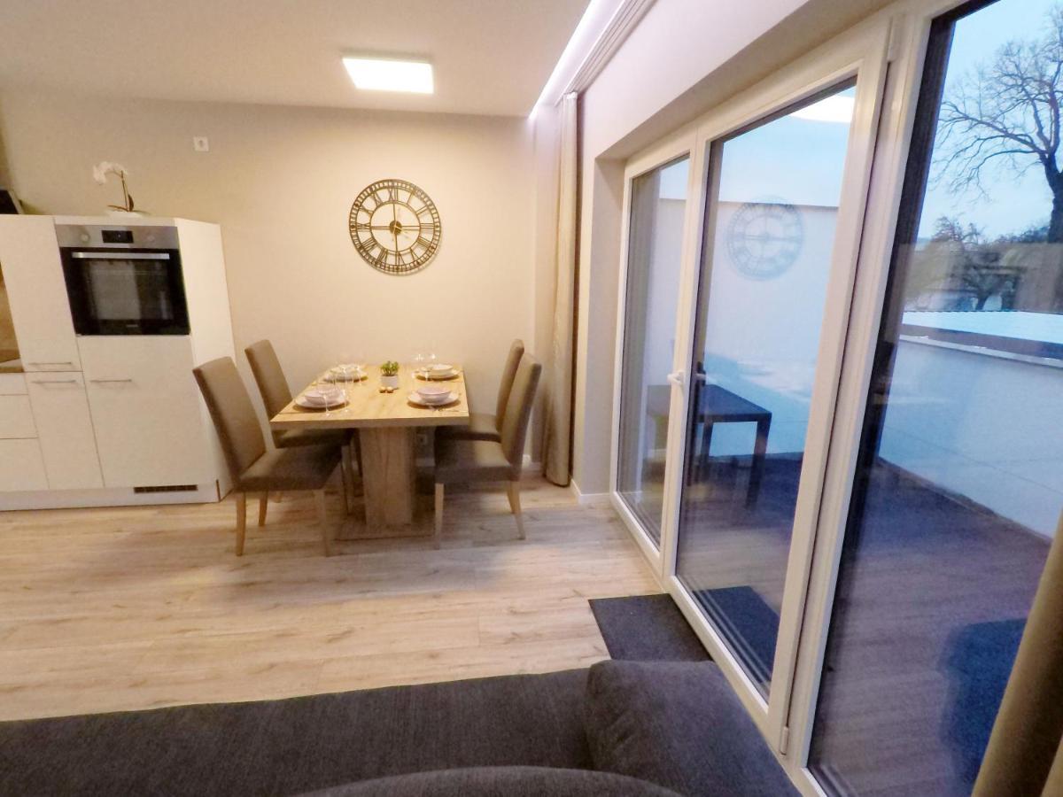 פולדה -Neubau- 42 Qm Balkon-Apartment מראה חיצוני תמונה